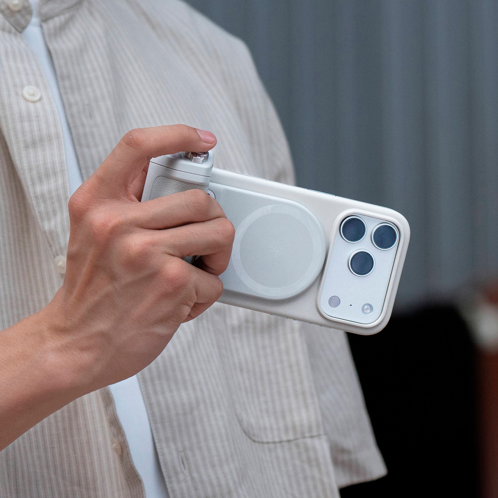 Рукоятка для смартфона PGYTECH MagCam 2 Phone Grip Misty Gray, MagSafe