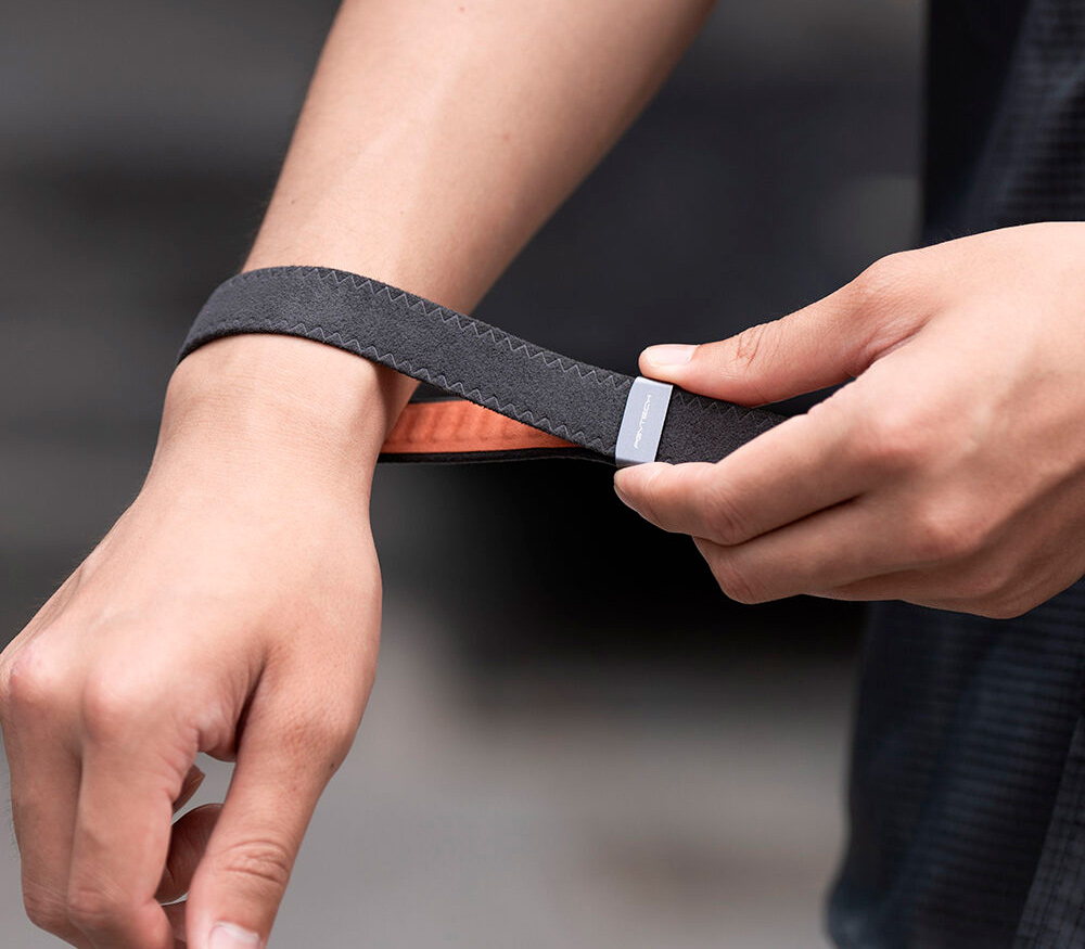 Ремень PGYTECH Camera Wrist Strap Air, цвет Deep Grey