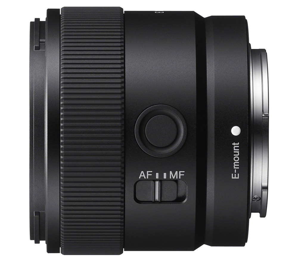 Объектив Sony E 11mm f/1.8 (SEL11F18) (уцененный)