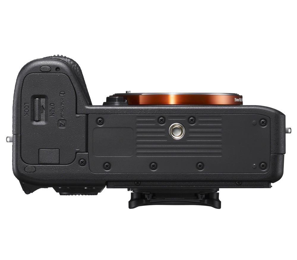 Беззеркальный фотоаппарат Sony Alpha a7 III kit 28-70mm OSS II