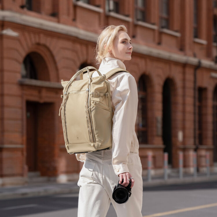 Рюкзак PGYTECH OneGo Roamer Tote Backpack 18L, цвет: Sand Khaki