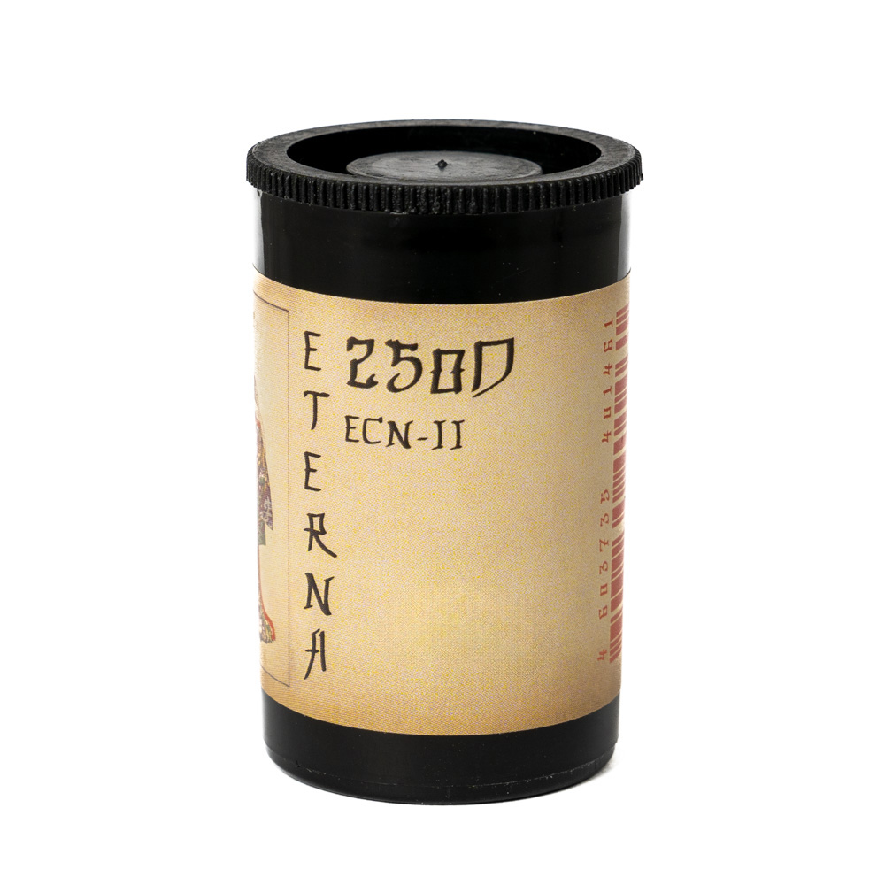 Фотопленка SFL Eterna 250D, Expired, 135 формат, 12 кадров