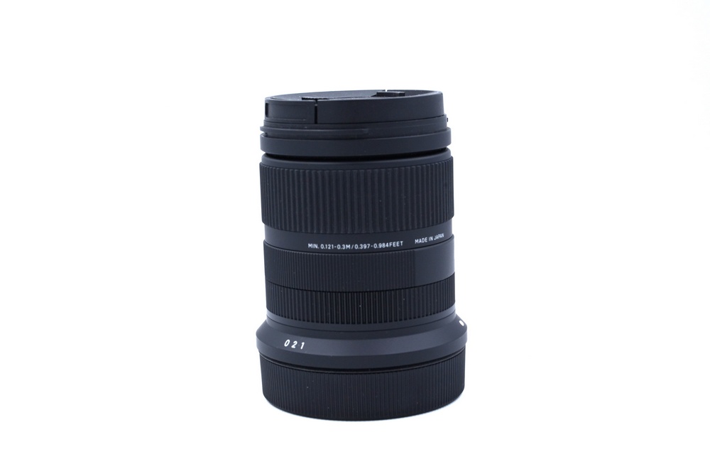 Объектив Sigma AF 18-50mm f/2.8 DC DN (C) RF-Mount (состояние Like New) (б/у)