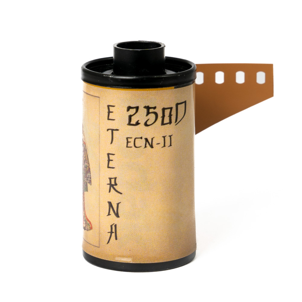 Фотопленка SFL Eterna 250D, Expired, 135 формат, 12 кадров